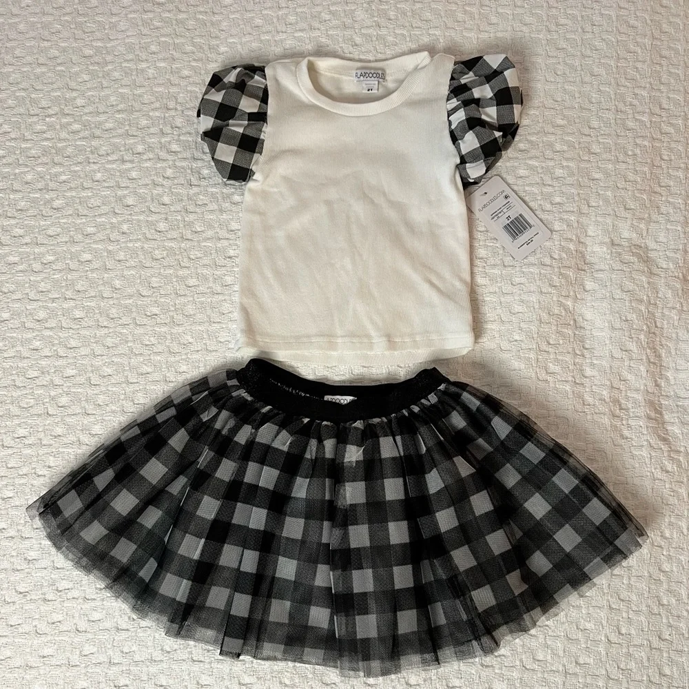 Flapdoodles Black & White 2 pc skirt and Top girls 2T NWT
